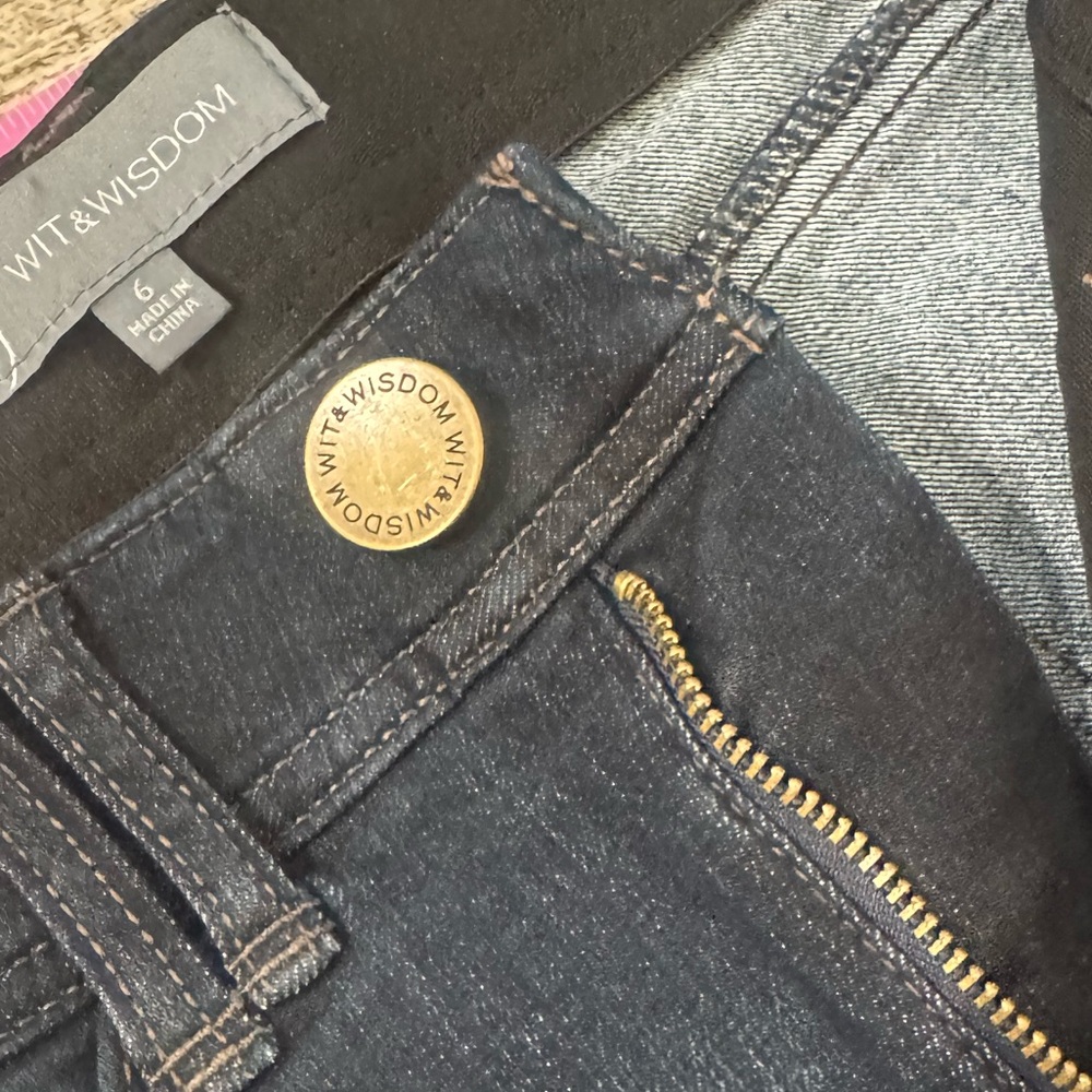 Wit & Wisdom Women's Deep Indigo Boot Cut Jeans- flattering fit (from Nordstrom) - Picture 8 of 11
